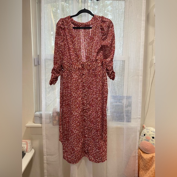 Floral Midi Length Dress - Picture 6 of 9